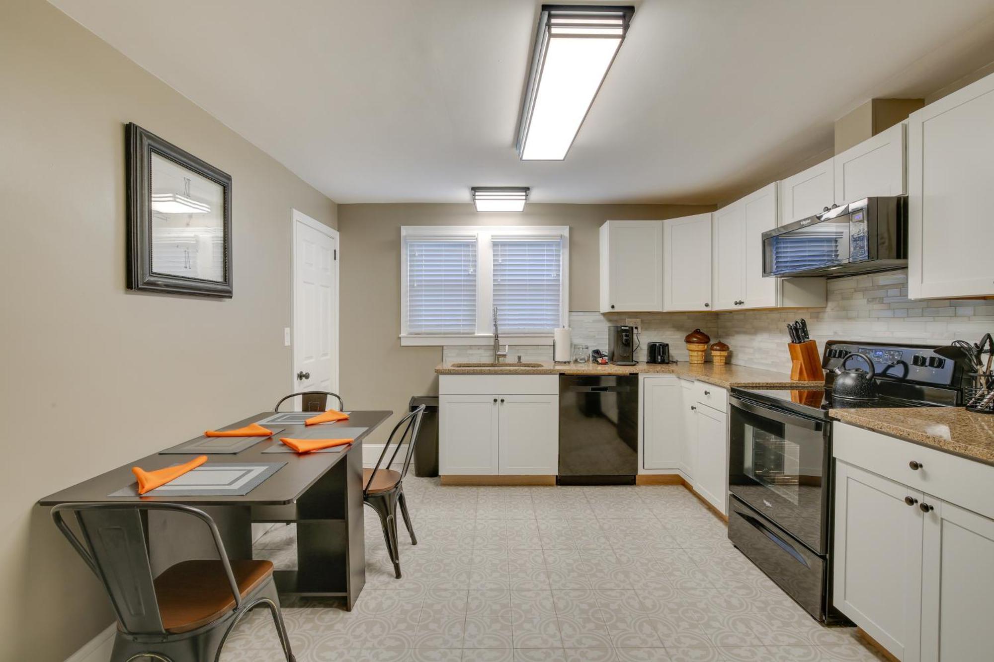 The Peaceful Post Kingston Vacation Rental Экстерьер фото